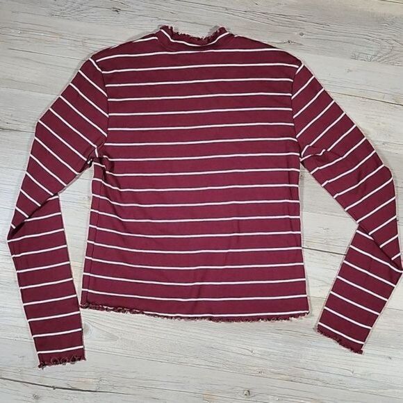 Mickey Mouse Striped Mock Turtle Neck Sz L - Picture 4 of 9